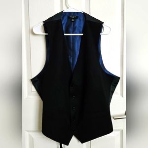 Structure | Men's fitted black formal vest